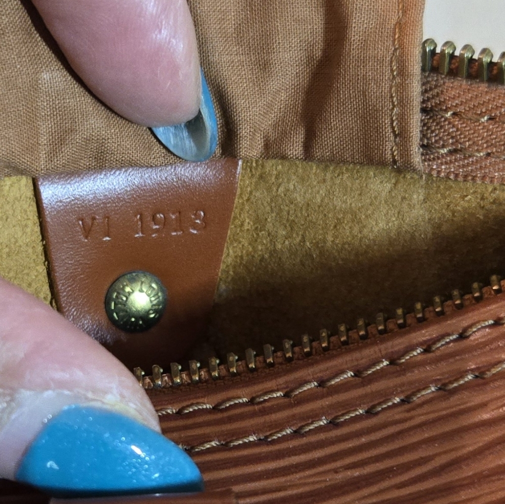 ๐ฏ Authentic Louis Vuitton Epi Speedy 25 Kenyan Fawn - Picture 16 of 16